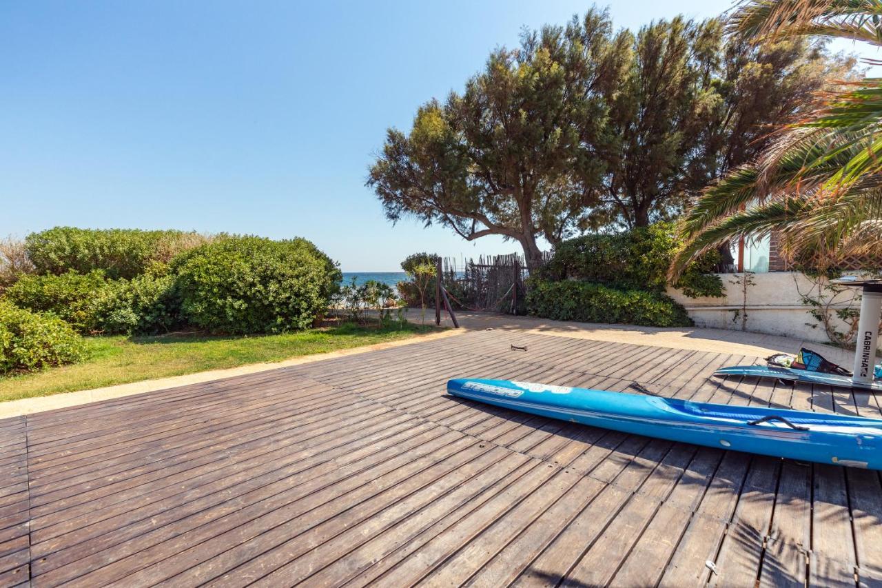 Windsurfing Seaside Apartment Artemida Exteriör bild
